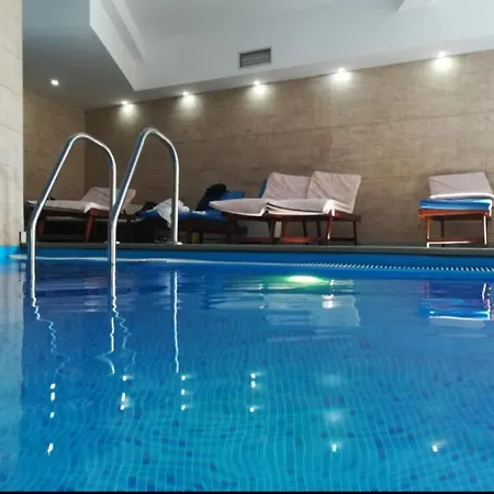N Lux 100 Milmari Apartment *