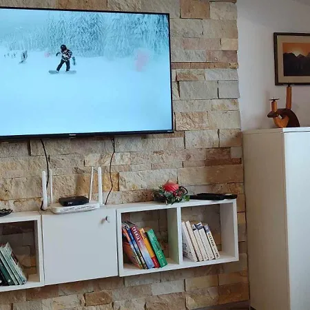 N Lux 100 Milmari Lejlighed *